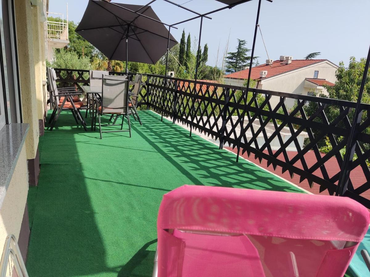 Apartment Teresa With Big Terrace Dramalj تْسْغيكفانِتْسا المظهر الخارجي الصورة